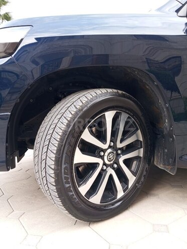 Toyota Land Cruiser 2019, 68,465 km - 4.6 l - Astara