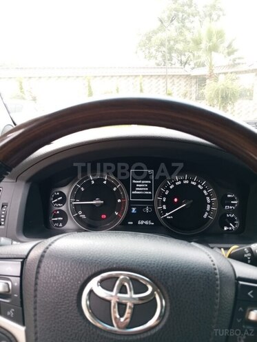 Toyota Land Cruiser 2019, 68,465 km - 4.6 l - Astara