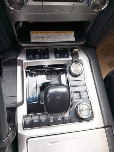 Toyota Land Cruiser 2019, 68,465 km - 4.6 l - Astara
