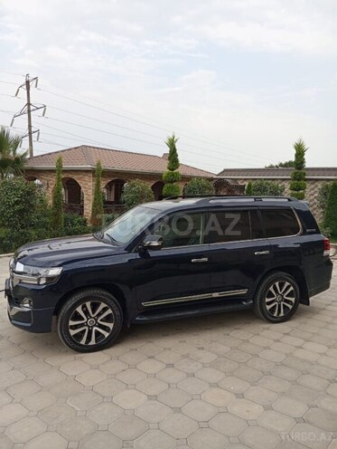 Toyota Land Cruiser 2019, 68,465 km - 4.6 l - Astara