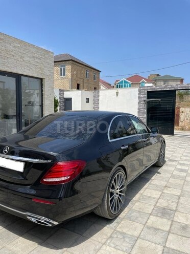 Mercedes E 220 d 2017, 121,000 km - 2.0 l - Bakı