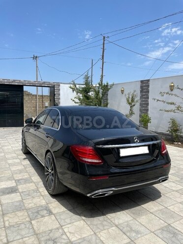 Mercedes E 220 d 2017, 121,000 km - 2.0 l - Bakı