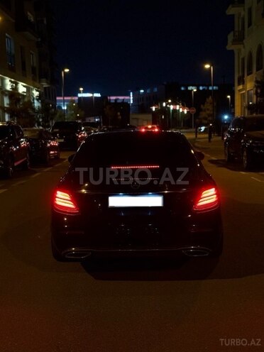 Mercedes E 220 d 2017, 121,000 km - 2.0 l - Bakı