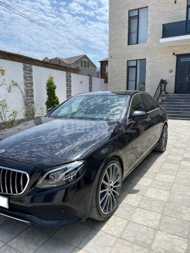 Mercedes E 220 d 2017, 121,000 km - 2.0 l - Bakı