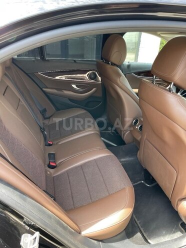 Mercedes E 220 d 2017, 121,000 km - 2.0 l - Bakı