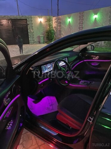 Mercedes E 220 d 2017, 121,000 km - 2.0 l - Bakı
