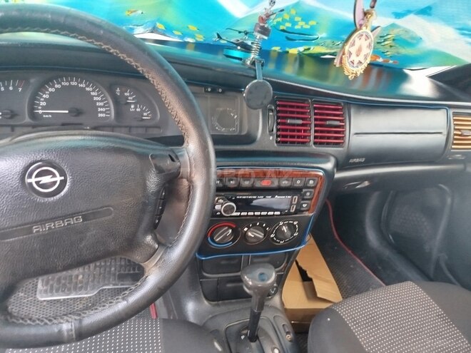 Opel Vectra 1996, 350,000 km - 2.0 l - Bakı