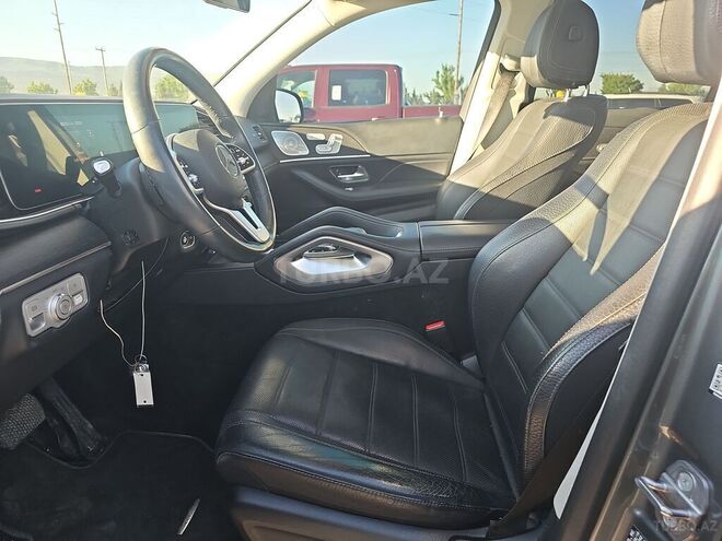 Mercedes GLS 450 4MATIC-16