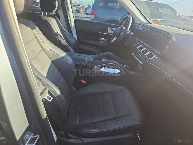Mercedes GLS 450 4MATIC-10