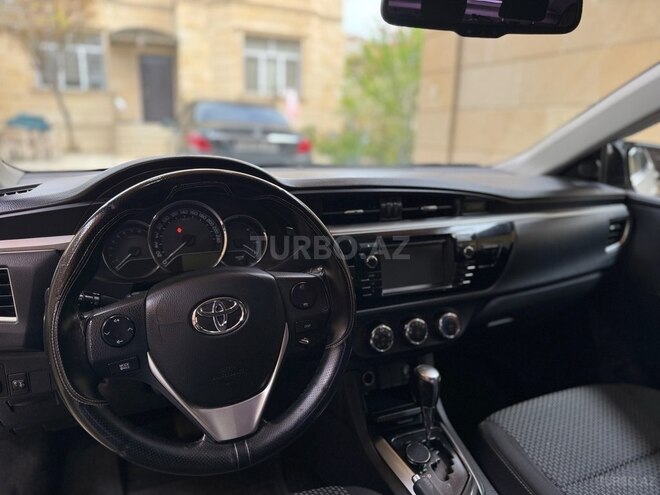 Toyota Corolla 2014, 138,000 km - 1.6 l - Bakı