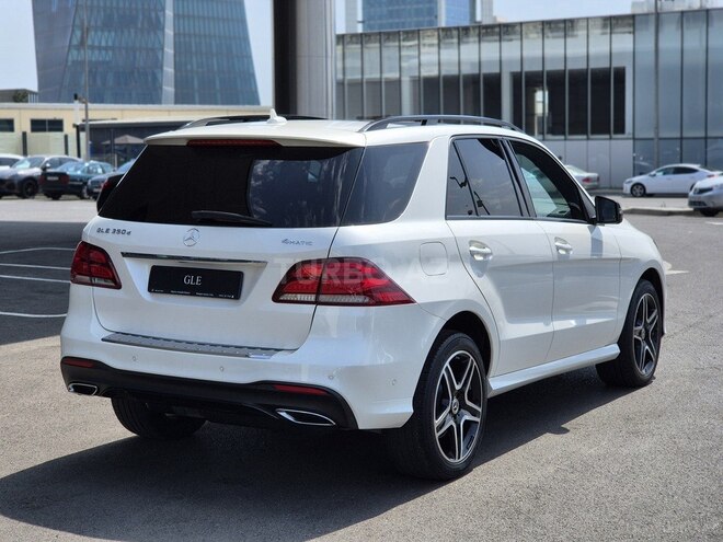 Mercedes GLE 350 4MATIC 2017, 125,000 km - 3.0 l - Bakı