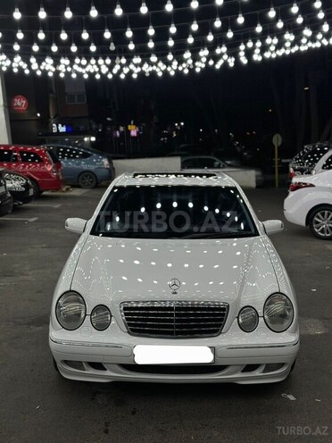 Mercedes E 320 2001, 220,000 km - 3.2 l - Bakı