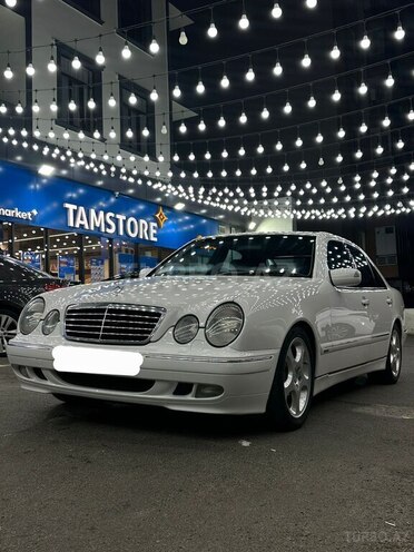 Mercedes E 320 2001, 220,000 km - 3.2 l - Bakı