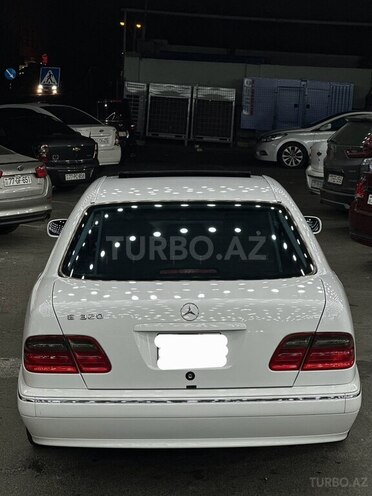 Mercedes E 320 2001, 220,000 km - 3.2 l - Bakı