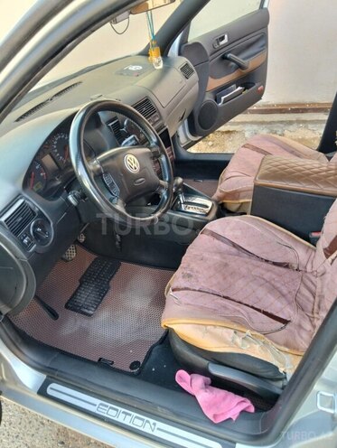 Volkswagen Golf 2001, 378,363 km - 1.6 л - Sumqayıt