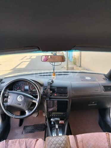 Volkswagen Golf 2001, 378,363 km - 1.6 л - Sumqayıt