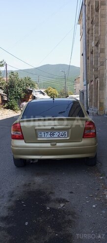 Opel Astra 2005, 225,000 km - 1.4 l - Şəki