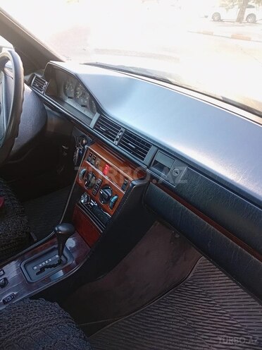 Mercedes E 300 1993, 350,000 km - 3.0 l - Bakı