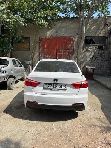 Changan Alsvin V7 2018, 180,000 km - 1.6 л - Bakı