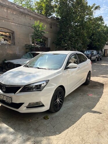 Changan Alsvin V7 2018, 180,000 km - 1.6 л - Bakı