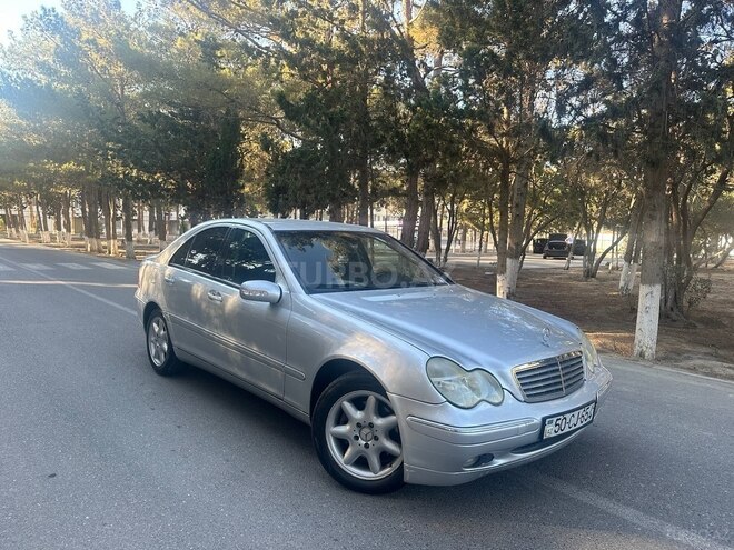 Mercedes C 240 2002, 296,580 km - 2.6 l - Bakı