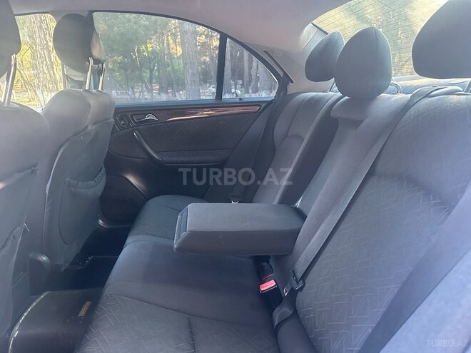 Mercedes C 240 2002, 296,580 km - 2.6 l - Bakı