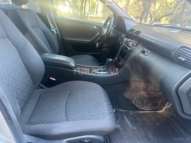 Mercedes C 240 2002, 296,580 km - 2.6 l - Bakı