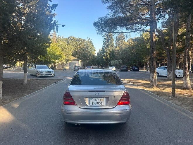 Mercedes C 240 2002, 296,580 km - 2.6 l - Bakı