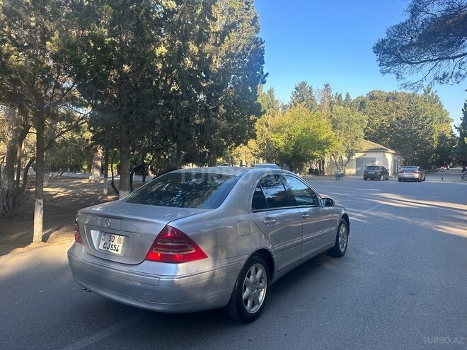 Mercedes C 240 2002, 296,580 km - 2.6 l - Bakı