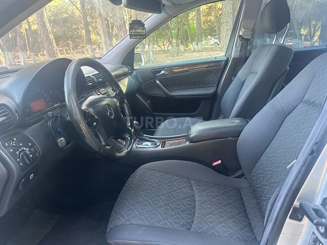 Mercedes C 240 2002, 296,580 km - 2.6 l - Bakı