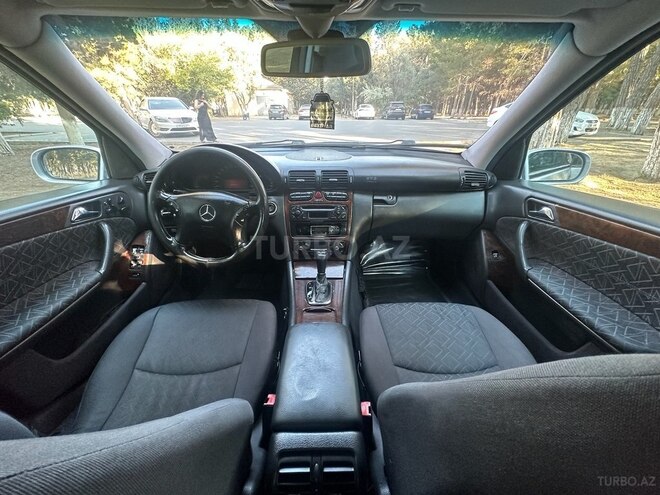 Mercedes C 240 2002, 296,580 km - 2.6 l - Bakı