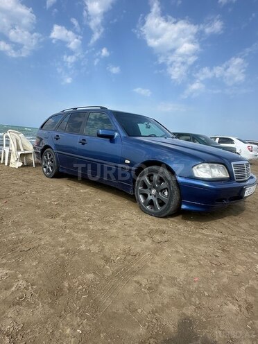 Mercedes C 200 2000, 231,760 km - 2.0 l - Bakı