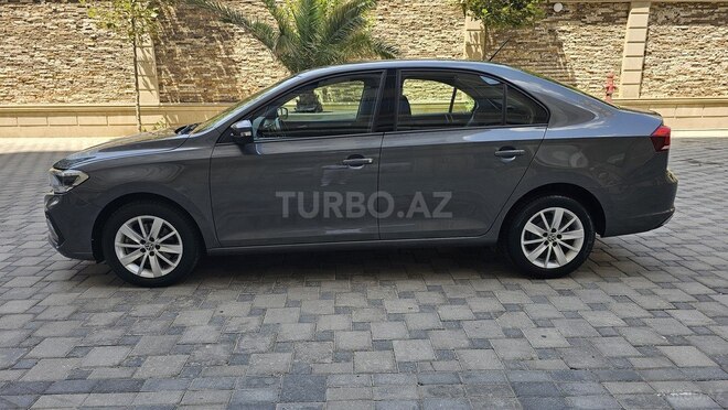 Volkswagen Polo 2021, 68,000 km - 1.6 л - Bakı