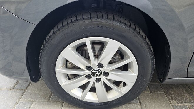 Volkswagen Polo 2021, 68,000 km - 1.6 л - Bakı