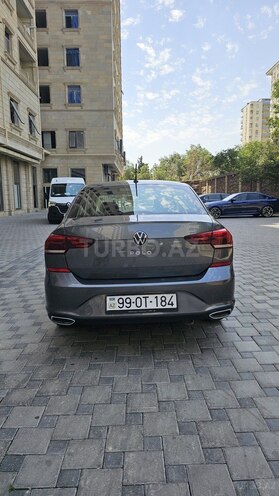 Volkswagen Polo 2021, 68,000 km - 1.6 л - Bakı
