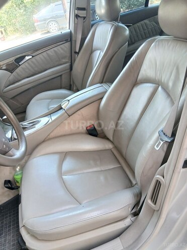 Mercedes E 240 2002, 328,100 km - 2.6 l - Bakı