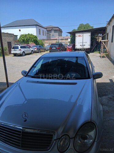 Mercedes E 240 2002, 328,100 km - 2.6 l - Bakı