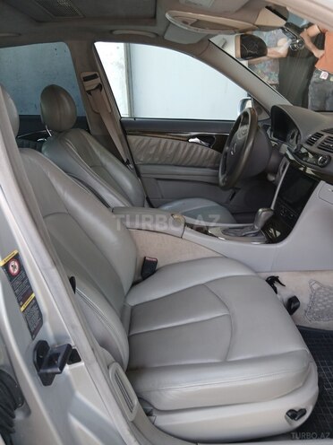 Mercedes E 240 2002, 328,100 km - 2.6 l - Bakı