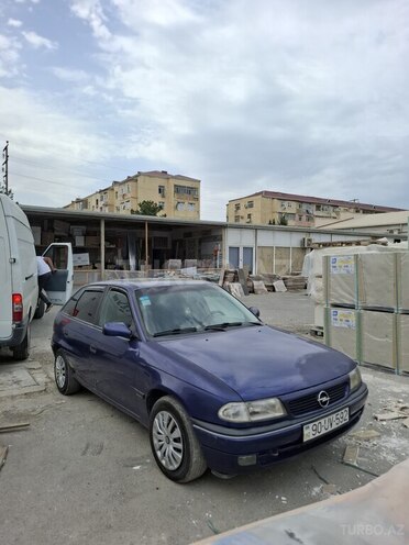Opel Astra 1995, 425,741 km - 2.0 l - Sumqayıt