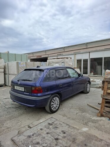 Opel Astra 1995, 425,741 km - 2.0 l - Sumqayıt