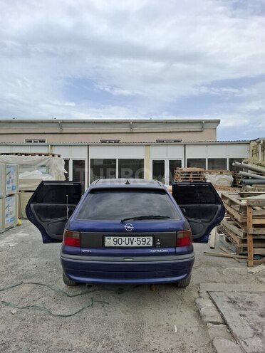 Opel Astra 1995, 425,741 km - 2.0 l - Sumqayıt