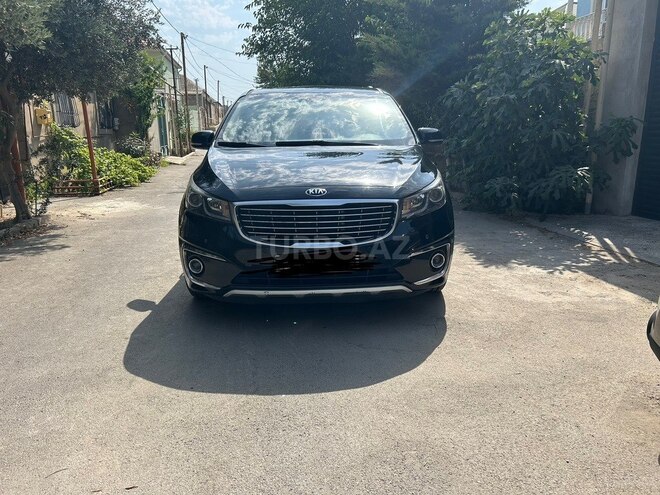 Kia Carnival 2015, 240,000 km - 2.2 l - Bakı