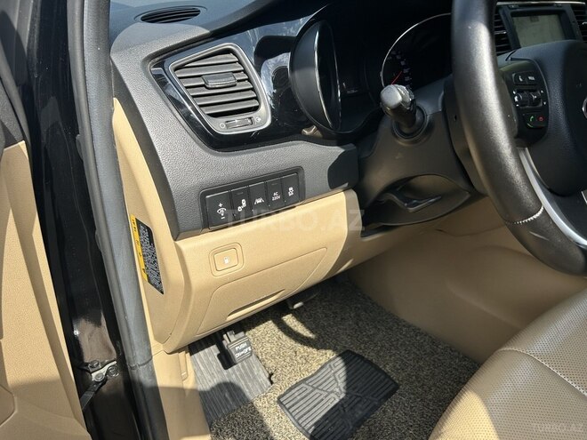 Kia Carnival 2015, 240,000 km - 2.2 l - Bakı