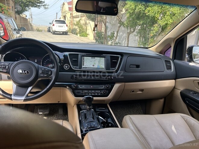 Kia Carnival 2015, 240,000 km - 2.2 l - Bakı