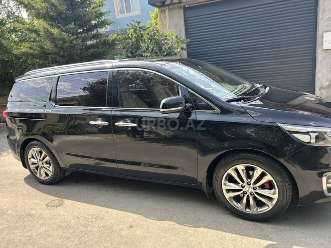 Kia Carnival 2015, 240,000 km - 2.2 l - Bakı