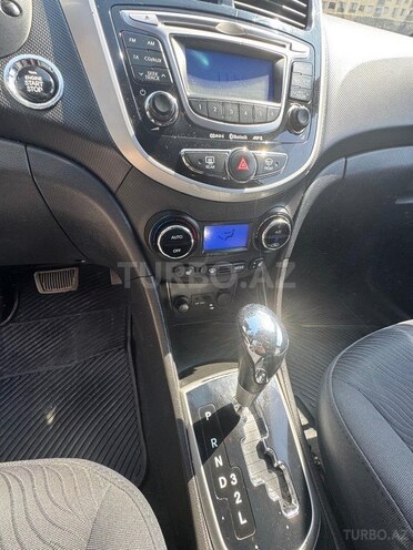 Hyundai Accent 2013, 205,000 km - 1.6 l - Bakı