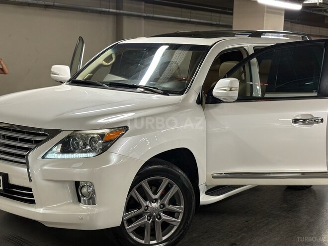 Lexus LX 570-2