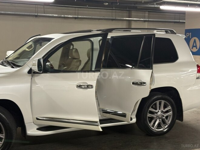 Lexus LX 570-3