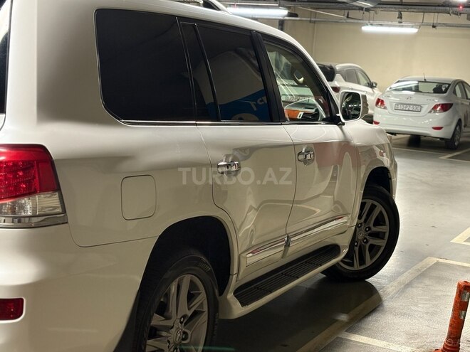 Lexus LX 570-6