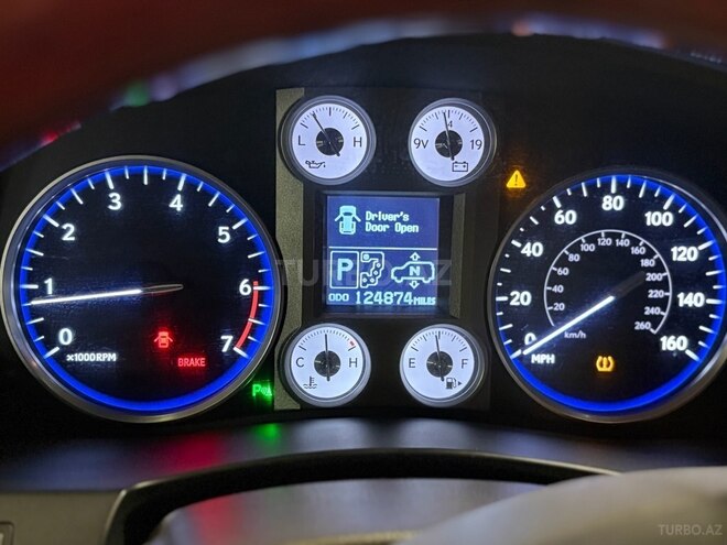 Lexus LX 570-20